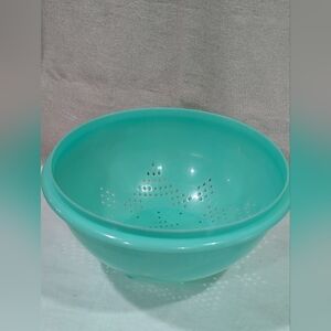 Tupperware Vintage Jadeite Green Colander Strainer Bowl #339 Retro 70s 80s 90s